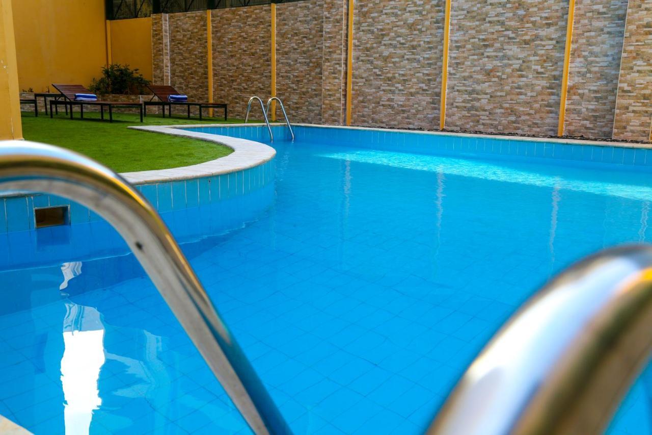 Golden Tulip Aqaba Hotel Exterior photo