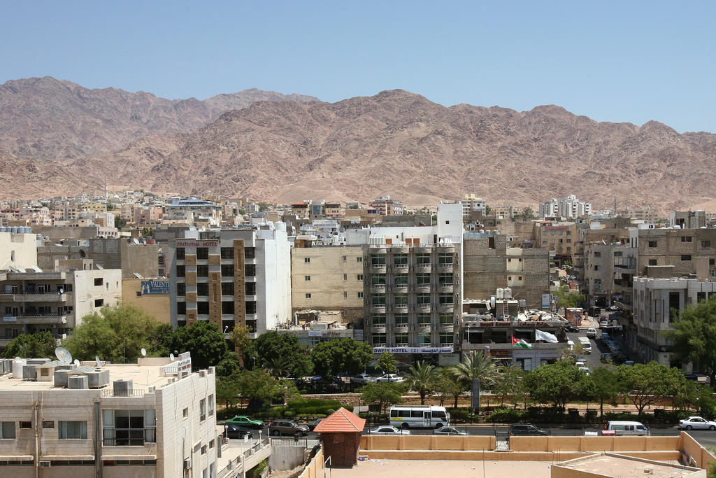 Golden Tulip Aqaba Hotel Exterior photo