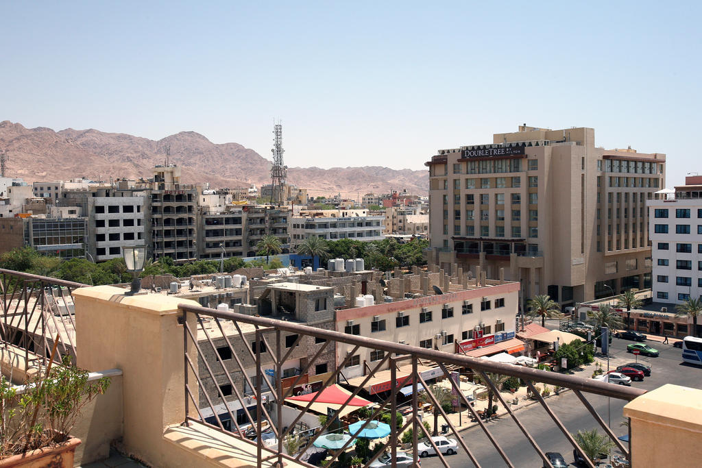 Golden Tulip Aqaba Hotel Exterior photo