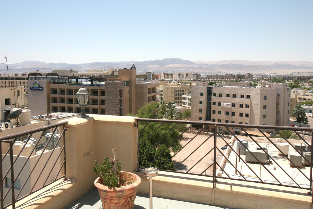 Golden Tulip Aqaba Hotel Exterior photo