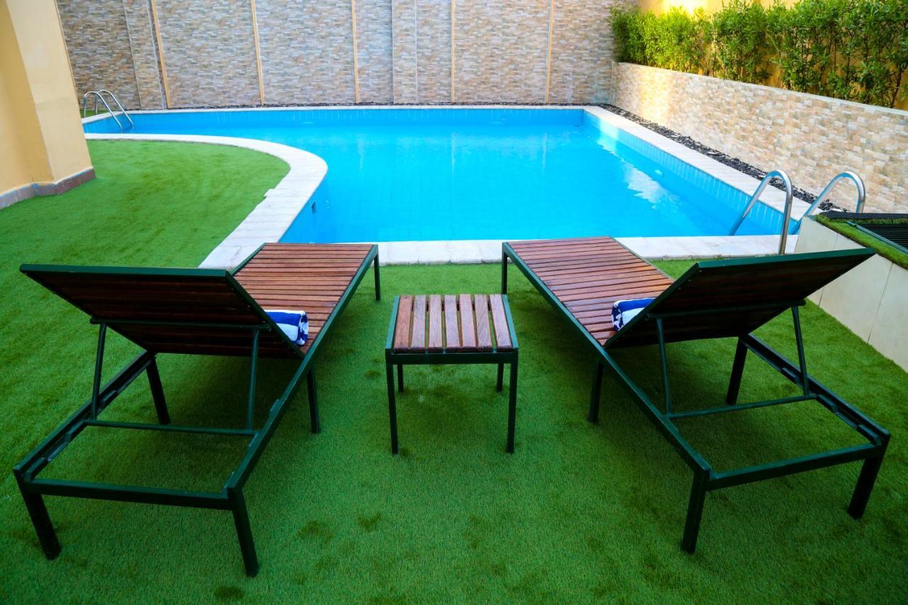 Golden Tulip Aqaba Hotel Exterior photo
