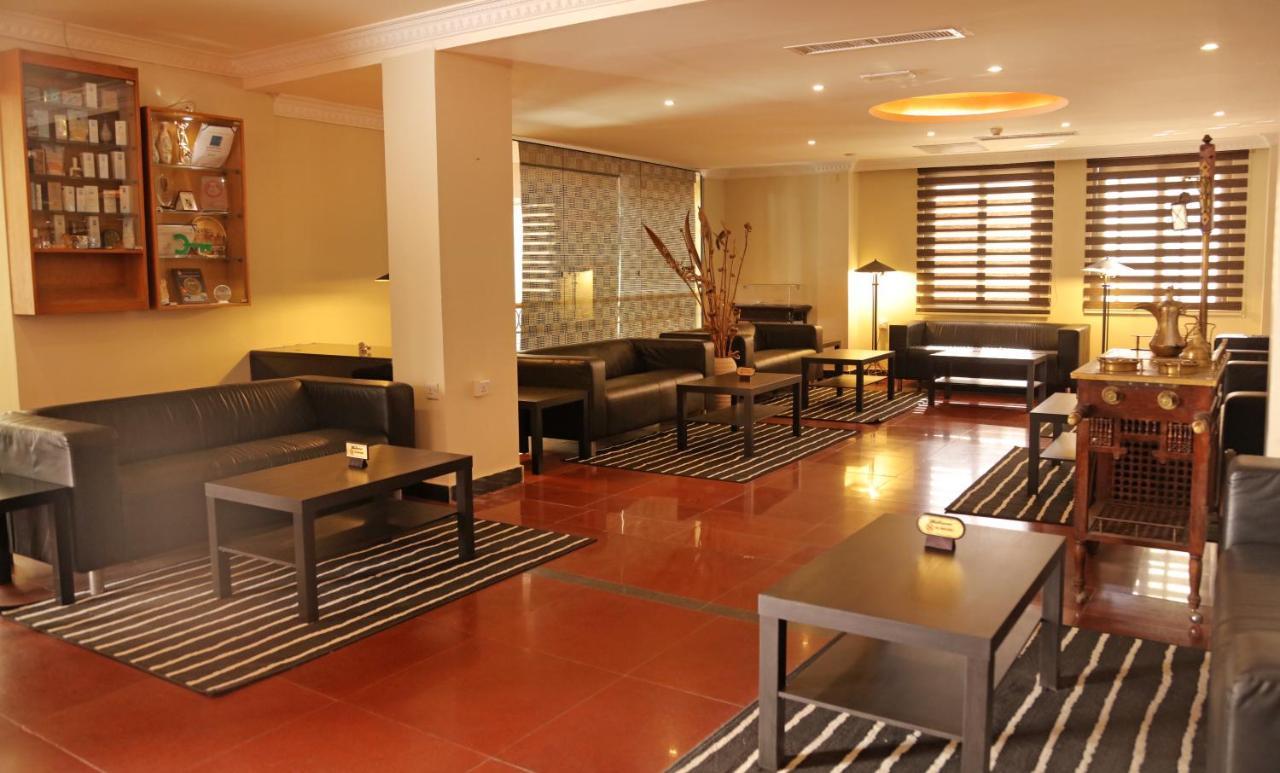 Golden Tulip Aqaba Hotel Exterior photo