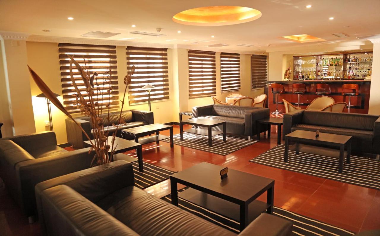 Golden Tulip Aqaba Hotel Exterior photo